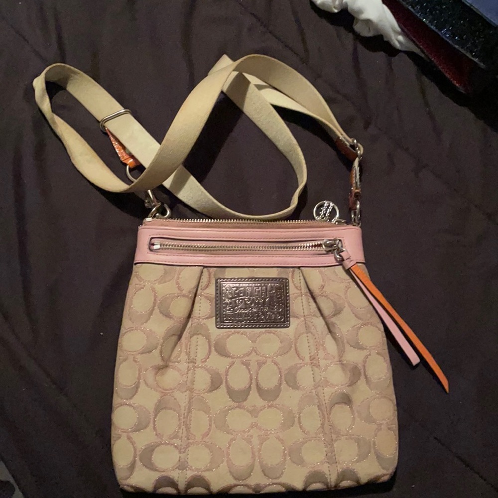 Coach shoulder bag